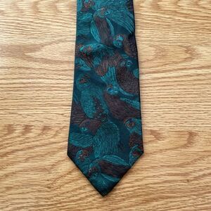 Hugo Boss Bird Woven Silk Jacquard Tie